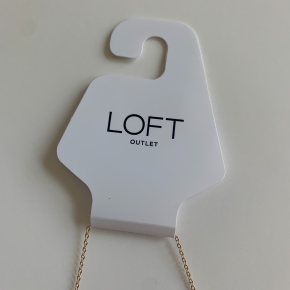 NWT Loft Outlet Gold Floral Statement Necklace - Picture 6 of 6